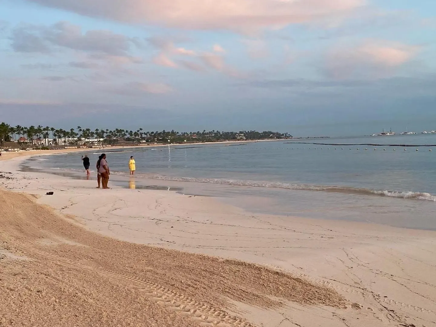 Madonna Pool Beach Los Corales Punta Cana Apartamento