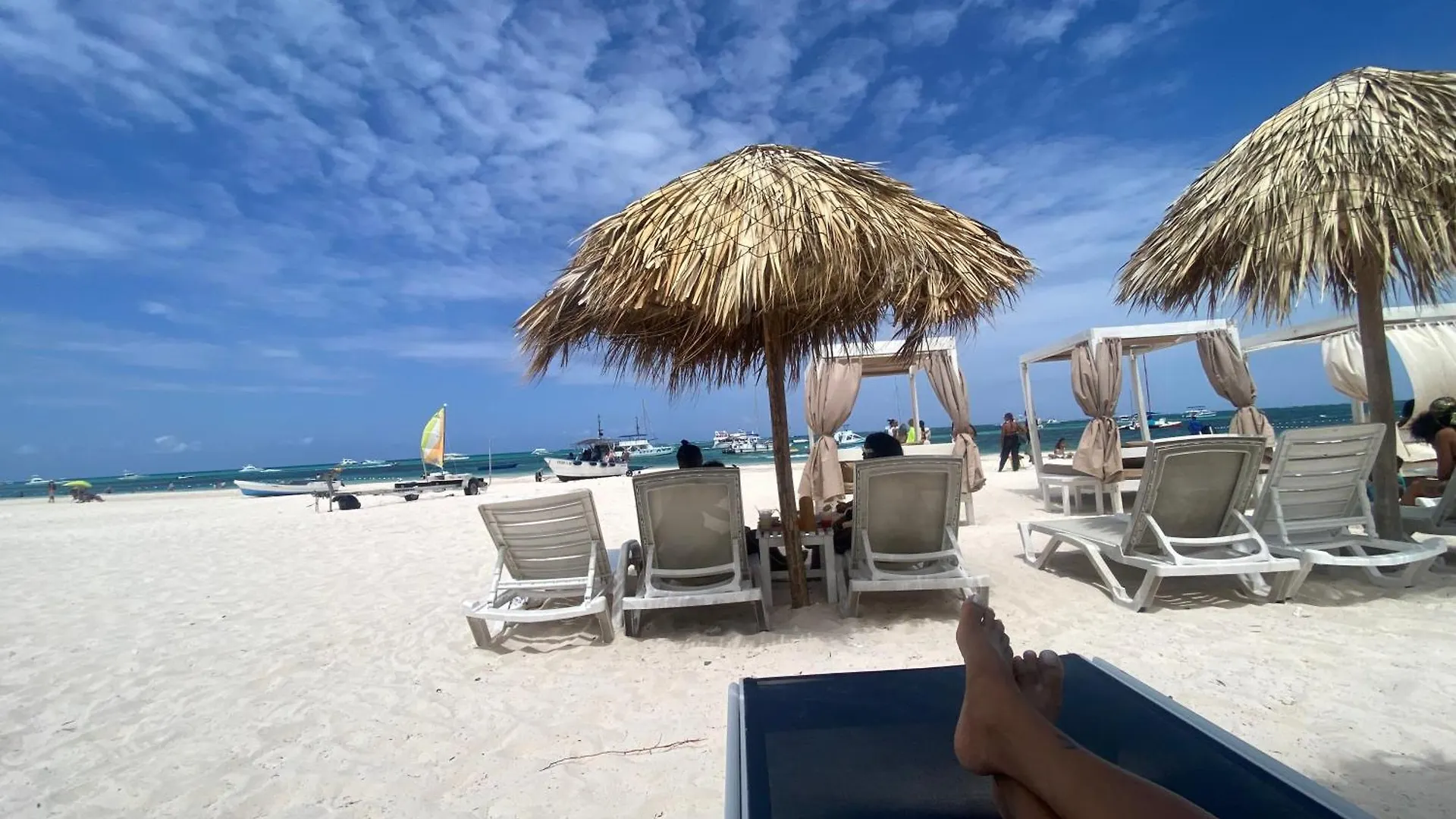 Madonna Pool Beach Los Corales Punta Cana República Dominicana