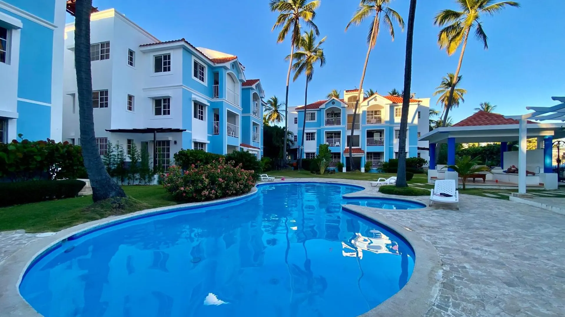 Madonna Pool Beach Los Corales Punta Cana 0*,
