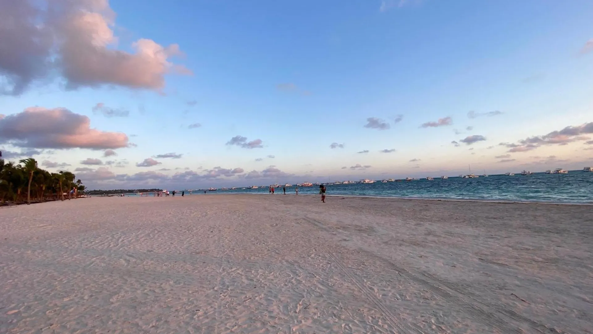 Apartment Madonna Pool Beach Los Corales Punta Cana
