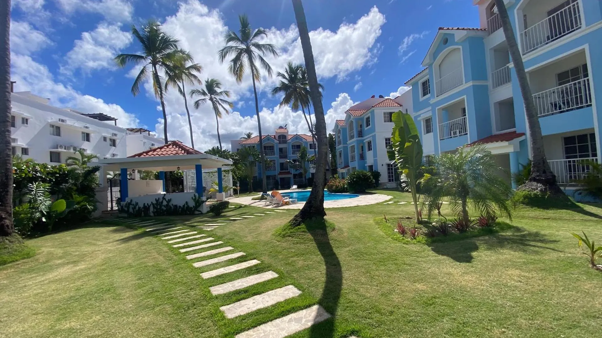 Madonna Pool Beach Los Corales Punta Cana 0*,